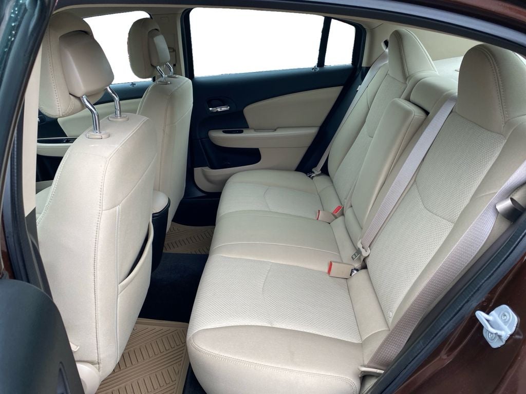 2012 Chrysler 200 Touring