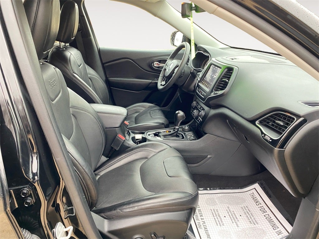 2023 Jeep Cherokee Altitude Lux