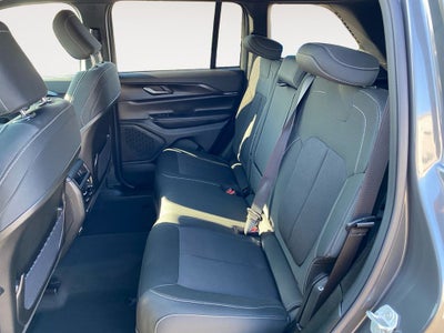 2026 Jeep Grand Cherokee Laredo X