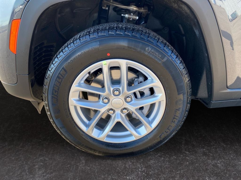 2026 Jeep Grand Cherokee Laredo X