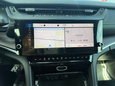 2027 Jeep Grand Cherokee Laredo Altitude