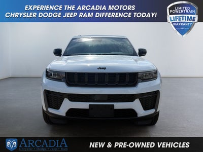 2027 Jeep Grand Cherokee Laredo Altitude