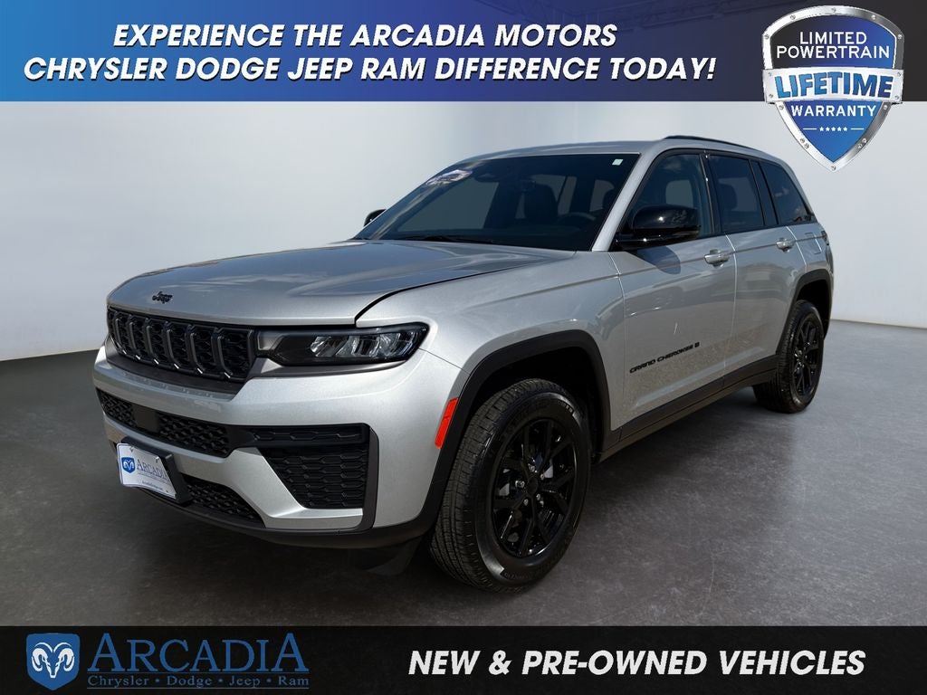 2026 Jeep Grand Cherokee Laredo Altitude 4x4's photo