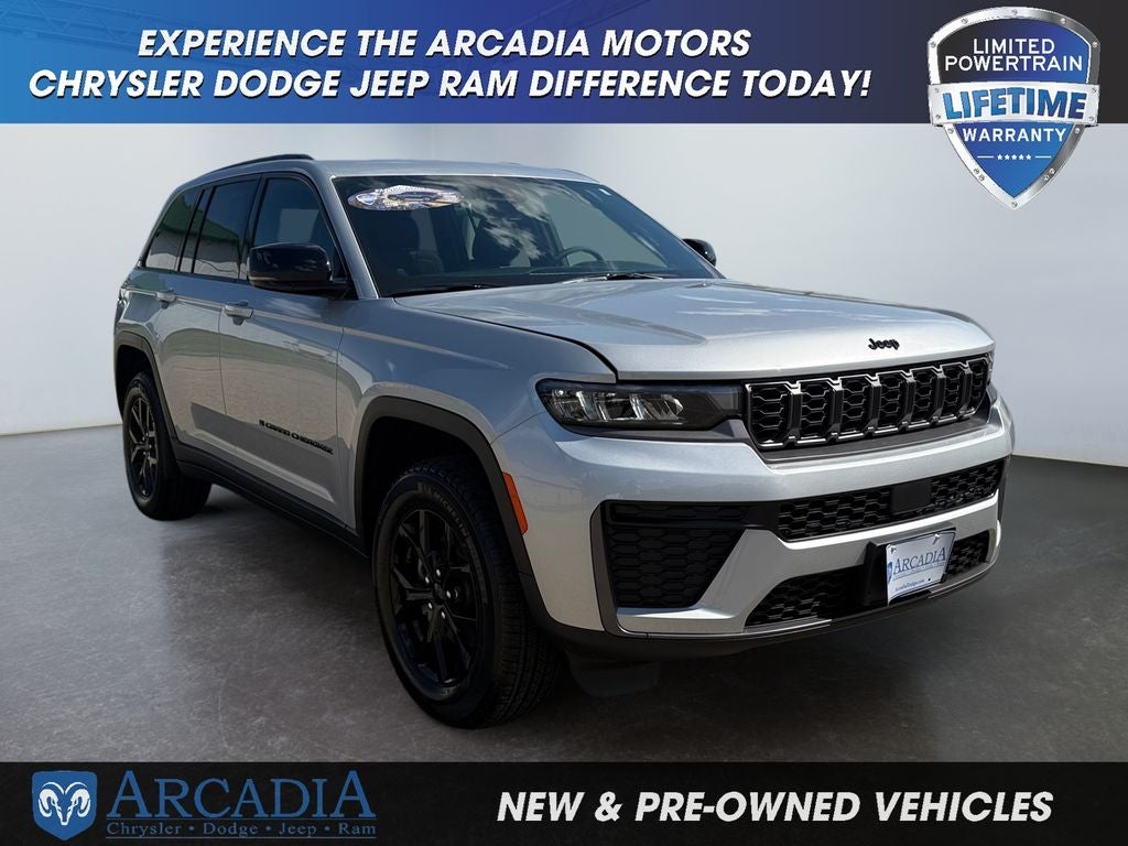 2026 Jeep Grand Cherokee Laredo Altitude