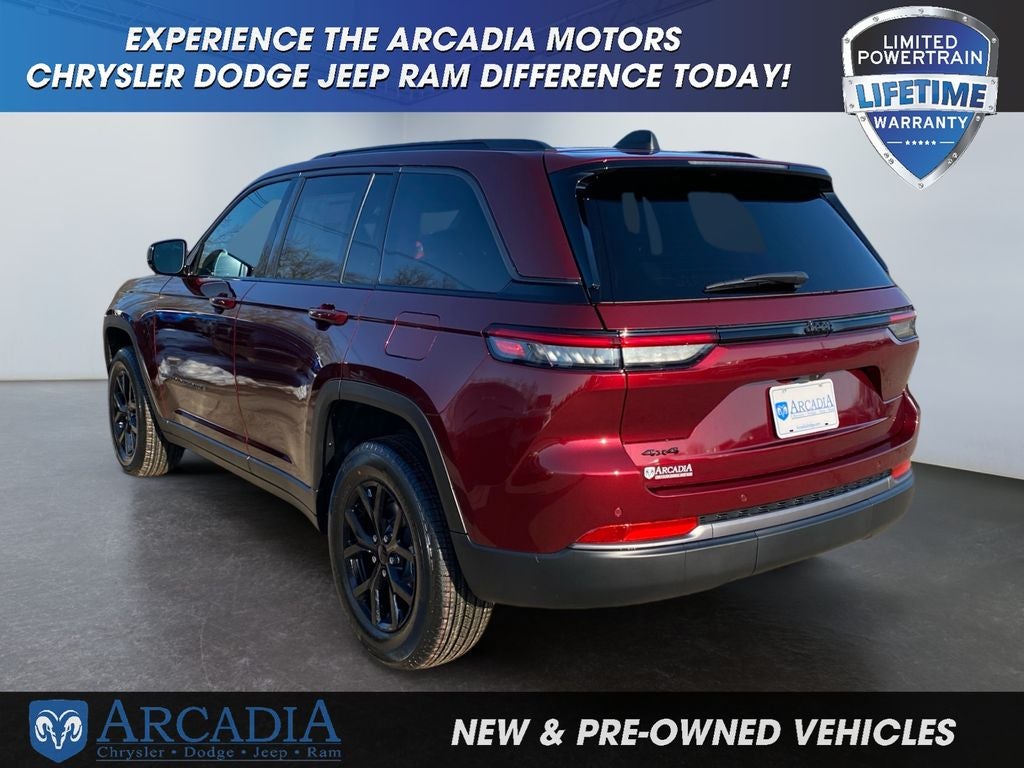 2026 Jeep Grand Cherokee Laredo Altitude