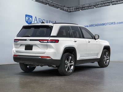2026 Jeep Grand Cherokee Laredo Altitude