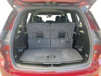 2026 Jeep Grand Cherokee L Laredo Altitude