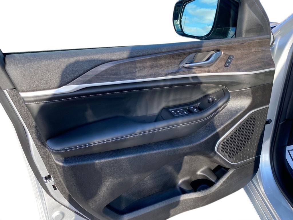 2026 Jeep Grand Cherokee L Limited Reserve