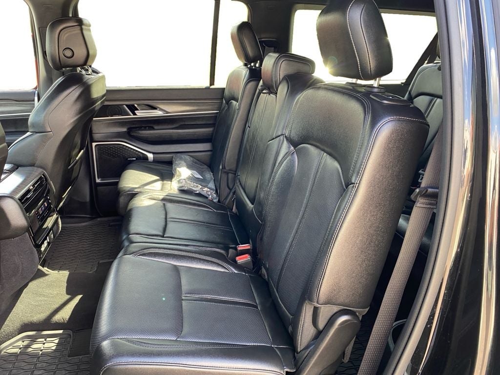 2024 Jeep Wagoneer L Series II