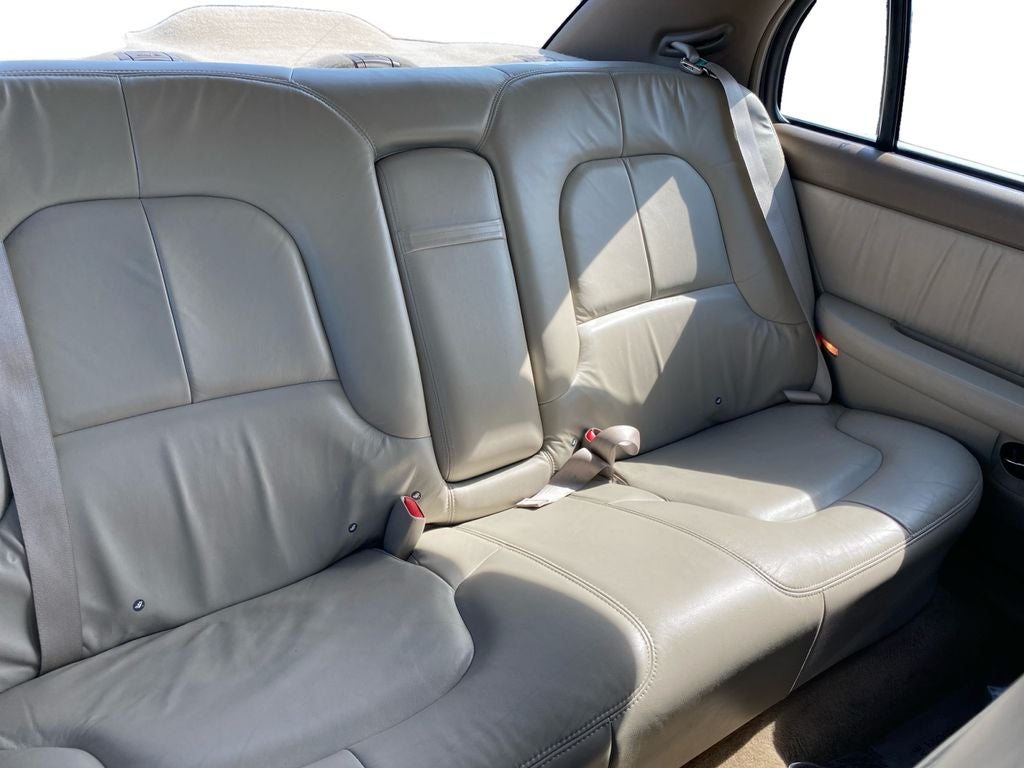 2004 Buick Park Avenue Base