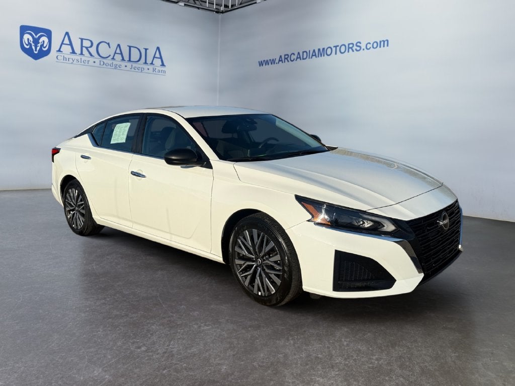 2025 Nissan Altima SV