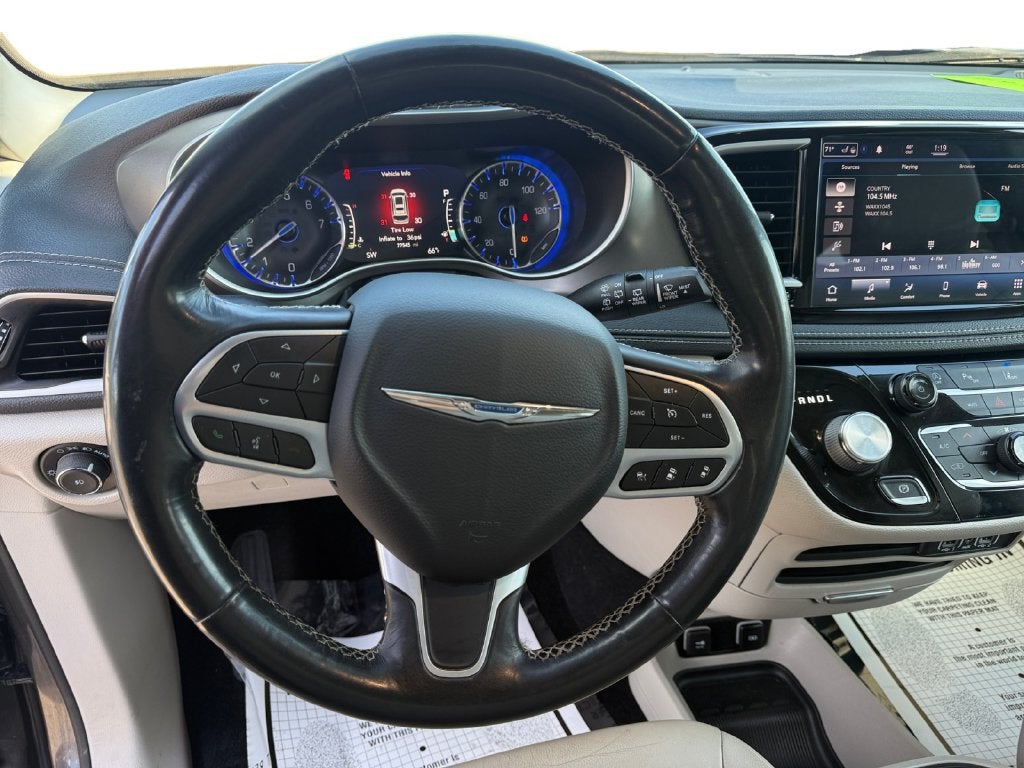 2021 Chrysler Pacifica Touring L