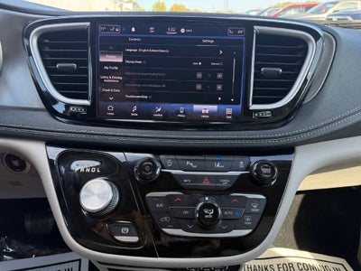 2021 Chrysler Pacifica Touring L