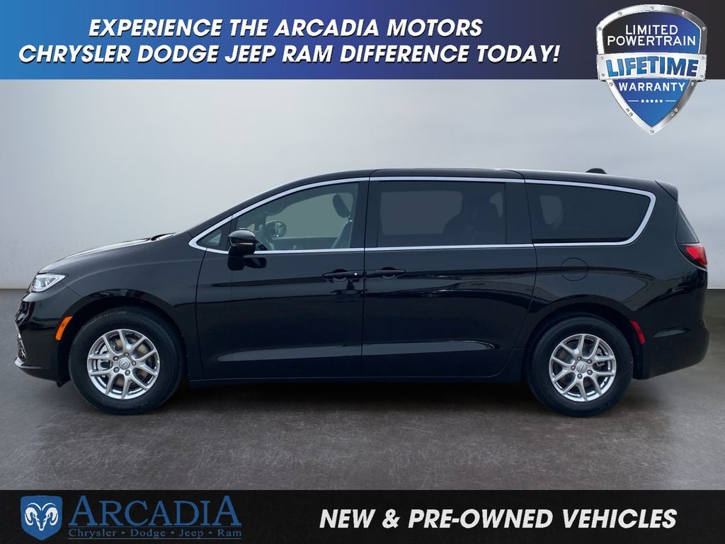 2026 Chrysler Pacifica Select