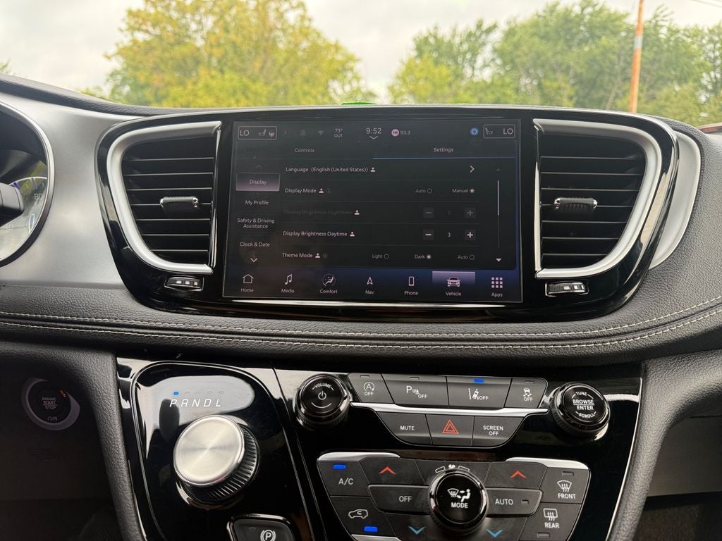 2025 Chrysler Pacifica Limited