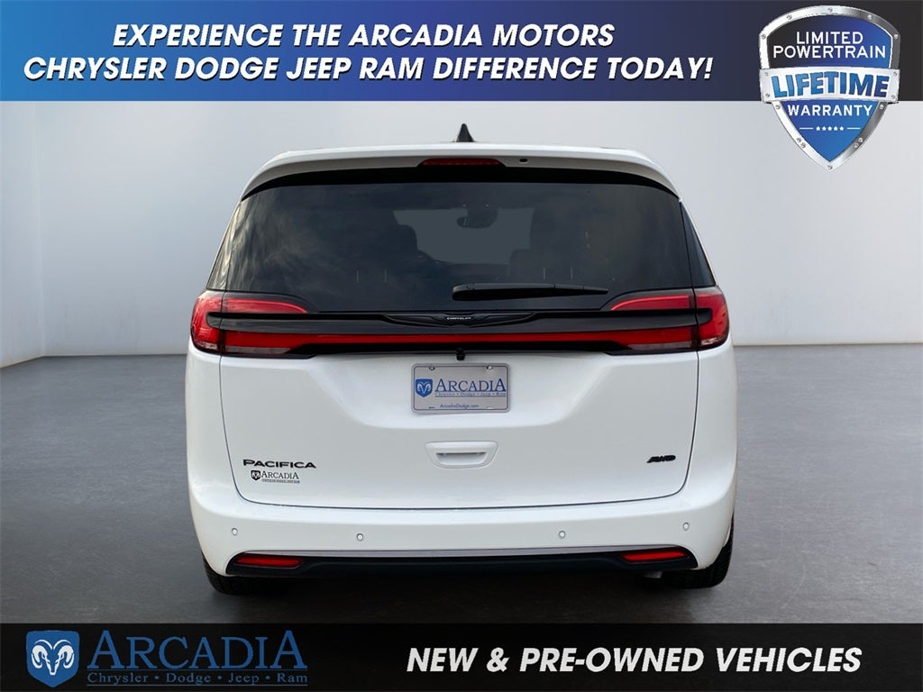 2026 Chrysler Pacifica Select