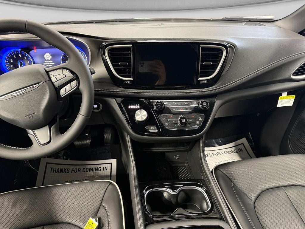 2027 Chrysler Pacifica Limited