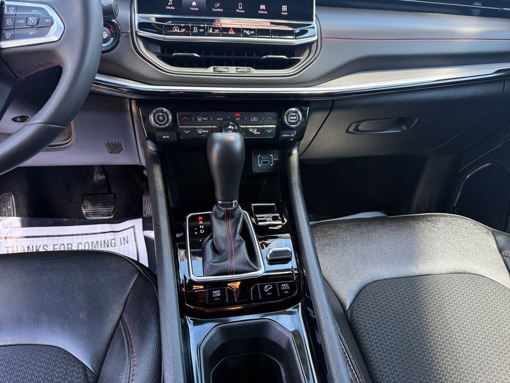 2025 Jeep Compass Trailhawk