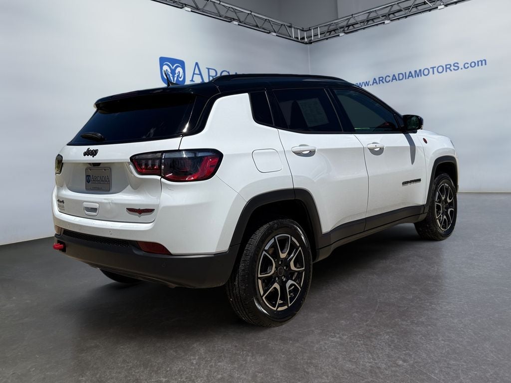 2025 Jeep Compass Trailhawk