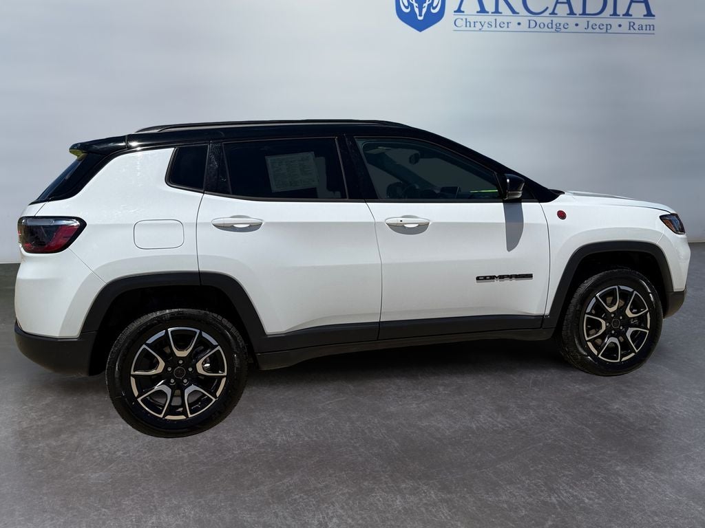 2025 Jeep Compass Trailhawk