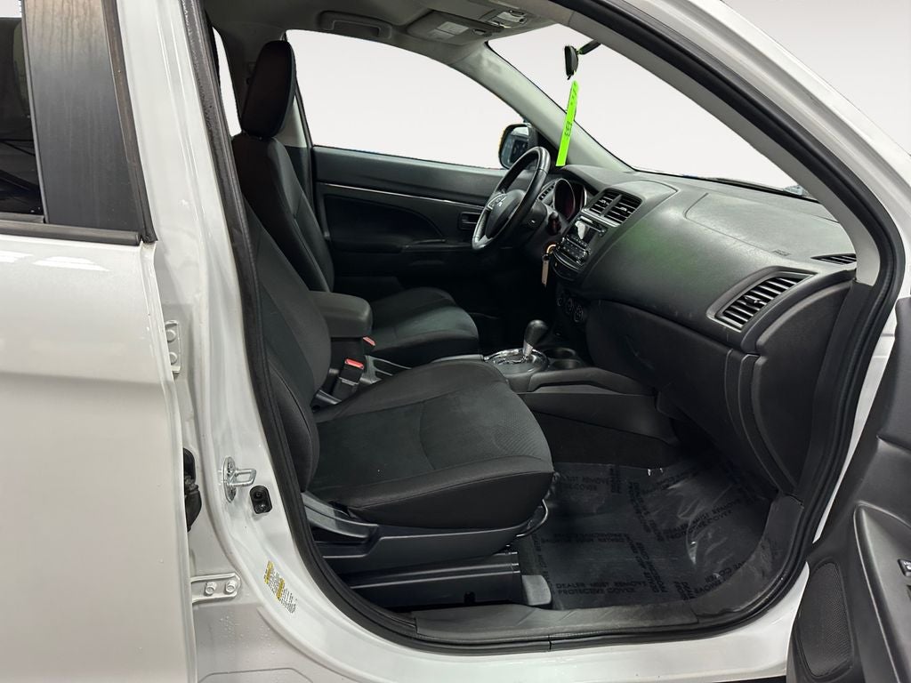 2015 Mitsubishi Outlander Sport 2.4 ES