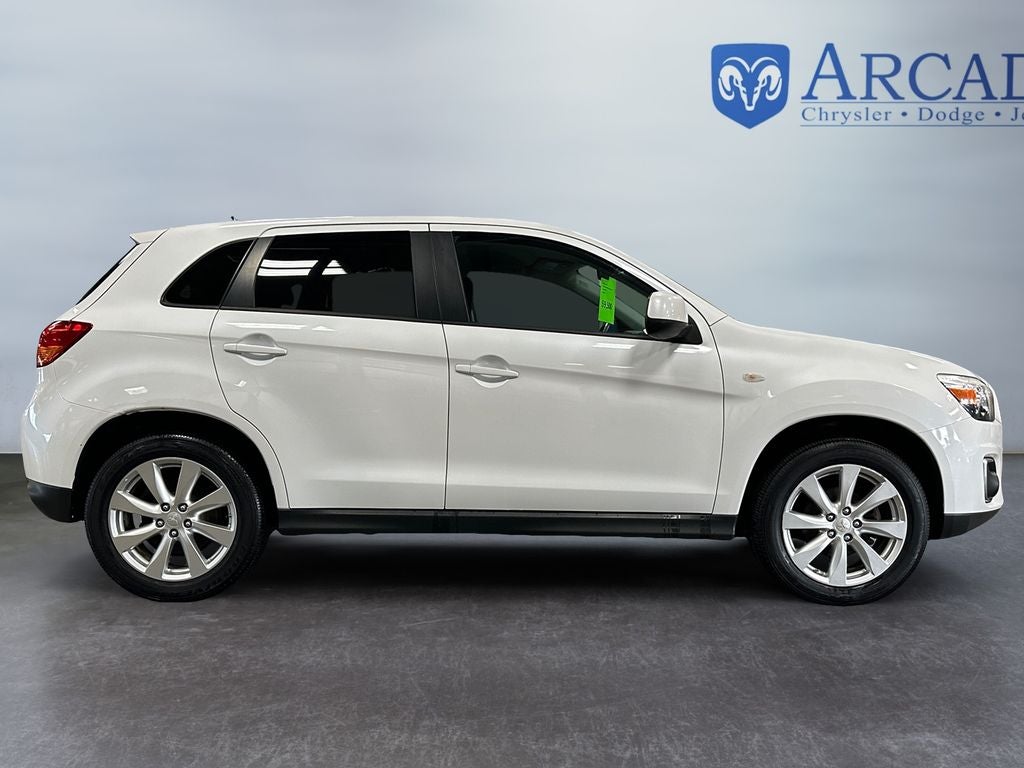 2015 Mitsubishi Outlander Sport 2.4 ES