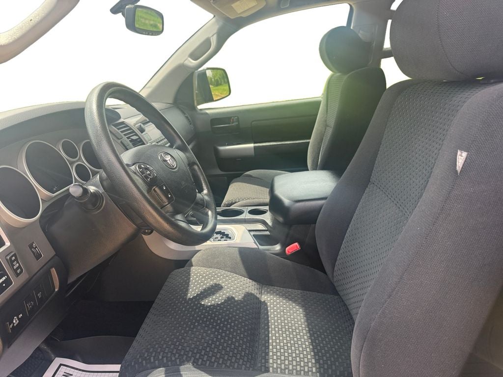 2011 Toyota Tundra 4WD Truck Grade