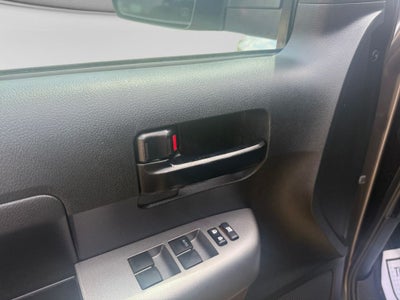2011 Toyota Tundra 4WD Truck Grade