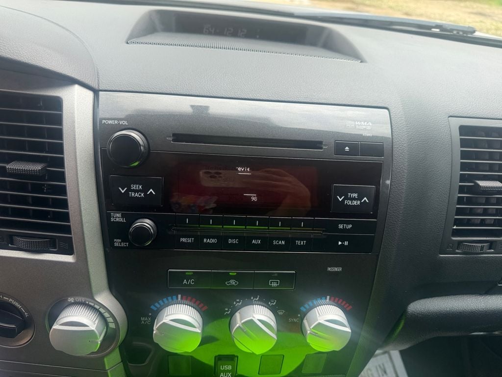 2011 Toyota Tundra 4WD Truck Grade
